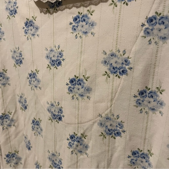 Vintage Floral Button Up Light Cardigan - Picture 8 of 11